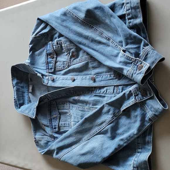 Jean Jacket - Picture 4 of 5